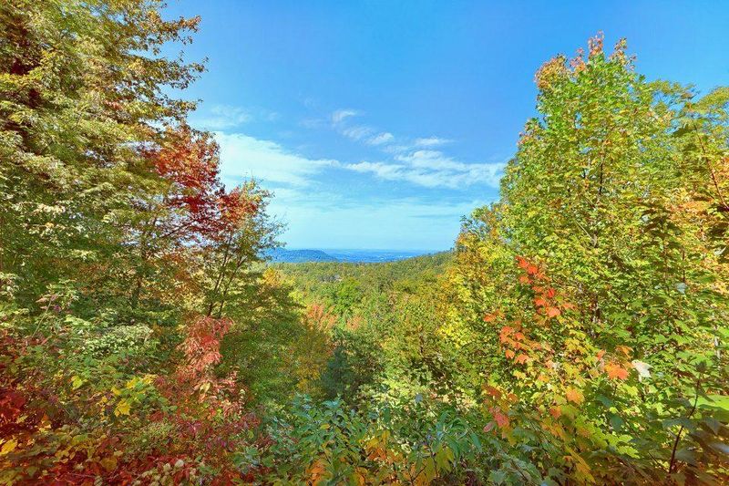 2201 Hideaway Way, Sevierville, TN 37876