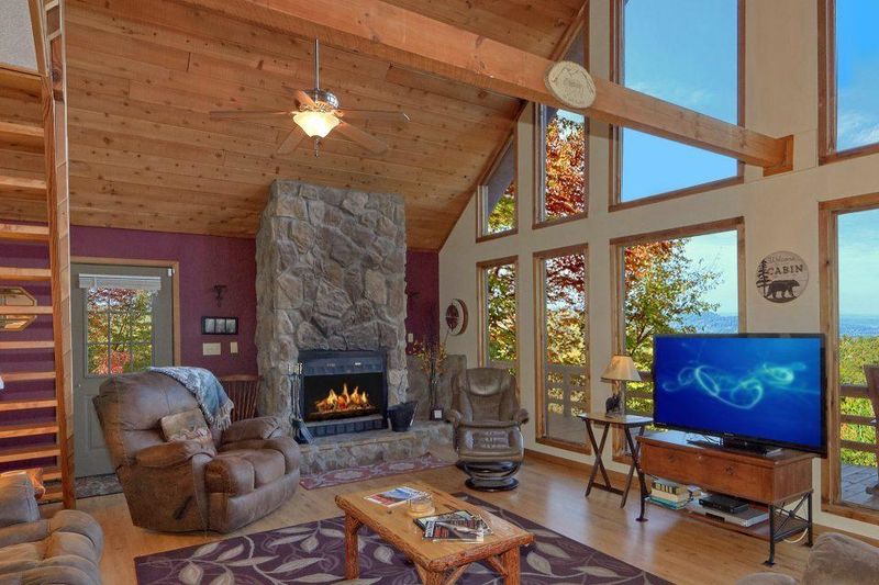 2201 Hideaway Way, Sevierville, TN 37876