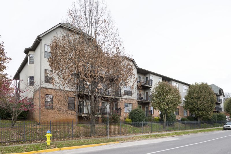 2201 Lake Ave #304, Knoxville, TN 37916