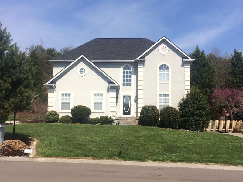 2201 Pewter Dr, Knoxville, TN 37909