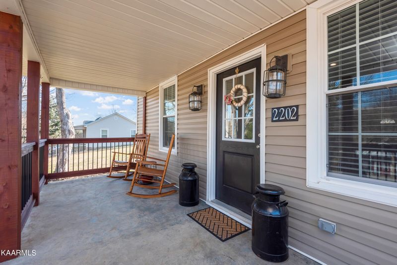 2202 Aster Rd, Knoxville, TN 37918