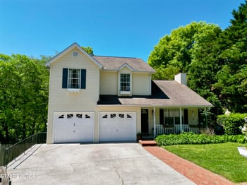 2202 Orchard Meade Ln, Knoxville, TN 37923