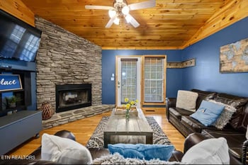 2203 Woodcock Tr, Sevierville, TN 37876