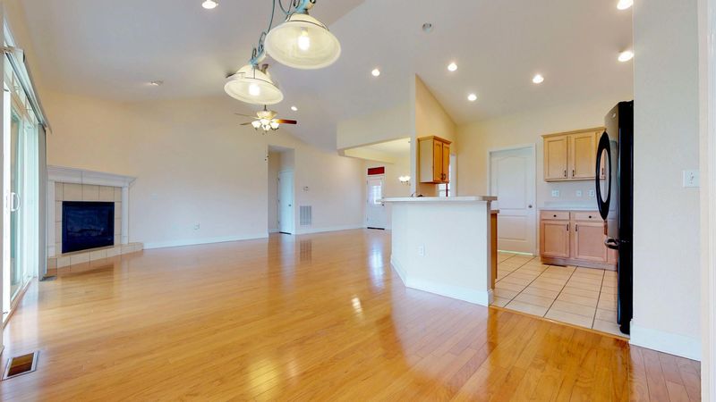 2205 Bryson Ct, Sevierville, TN 37876