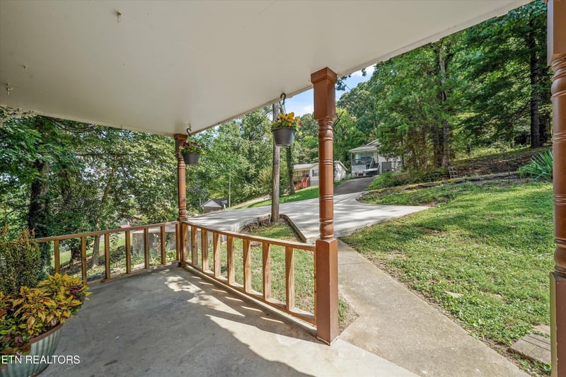 2207 Piedmont St, Knoxville, TN 37921