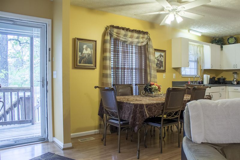2208 Antietam Rd, Knoxville, TN 37917