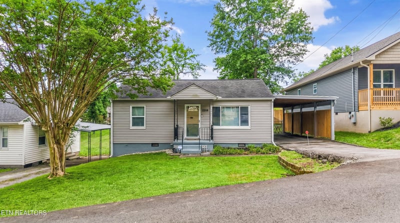 2208 Chester Ave, Knoxville, TN 37915