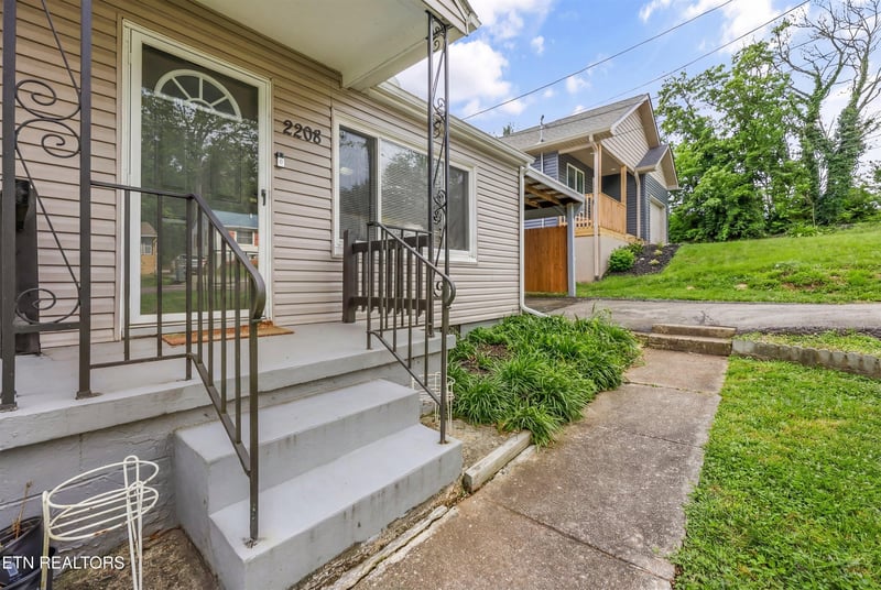 2208 Chester Ave, Knoxville, TN 37915