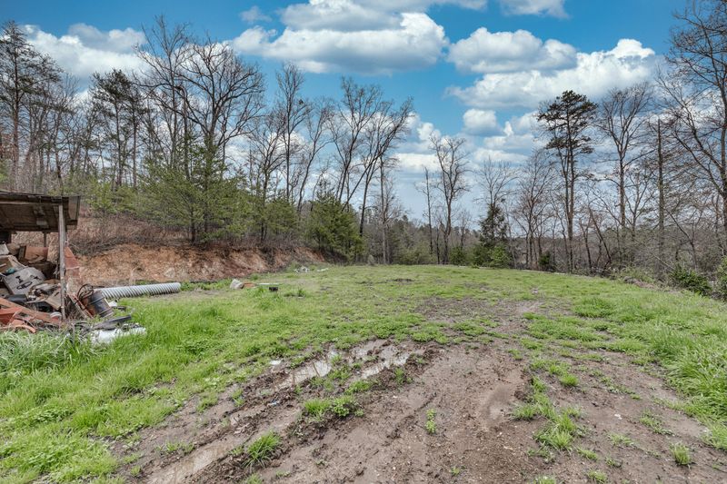 2208 Little Valley Rd, Sevierville, TN 37862
