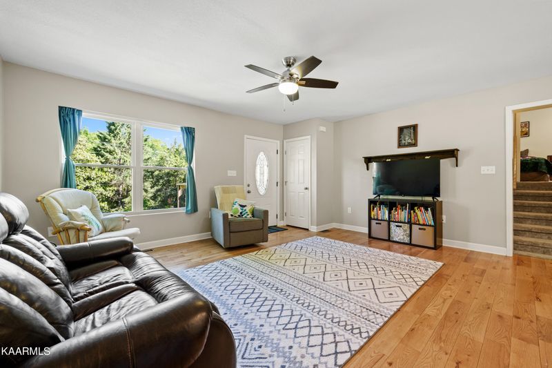 2208 Southside Rd, Knoxville, TN 37920