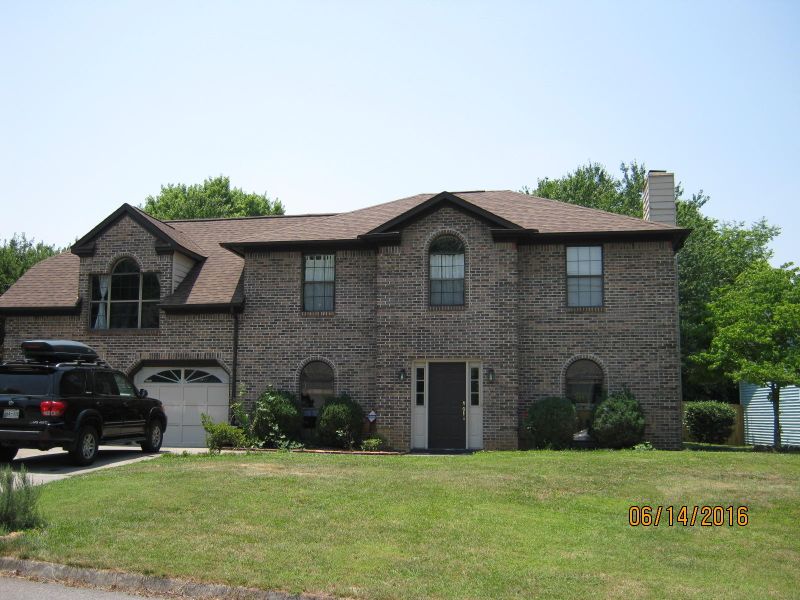 2208 Windbrook Rd, Knoxville, TN 37923