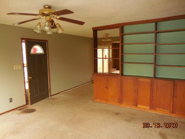 2209 Compton Dr, Maryville, TN 37804