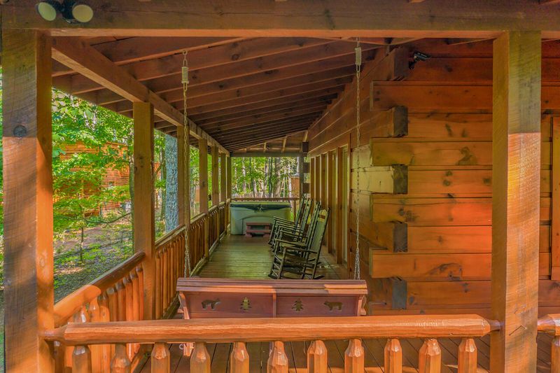 2209 E View Dr, Sevierville, TN 37876