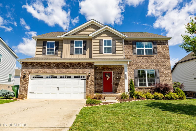 2209 Scarlet Tanager St, Maryville, TN 37801