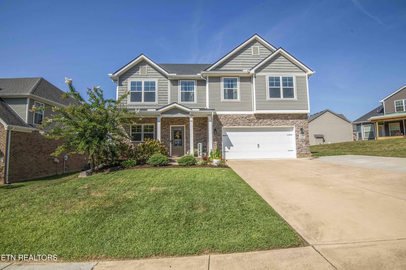2209 Sea Horse Rd, Knoxville, TN 37932