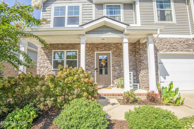 2209 Sea Horse Rd, Knoxville, TN 37932