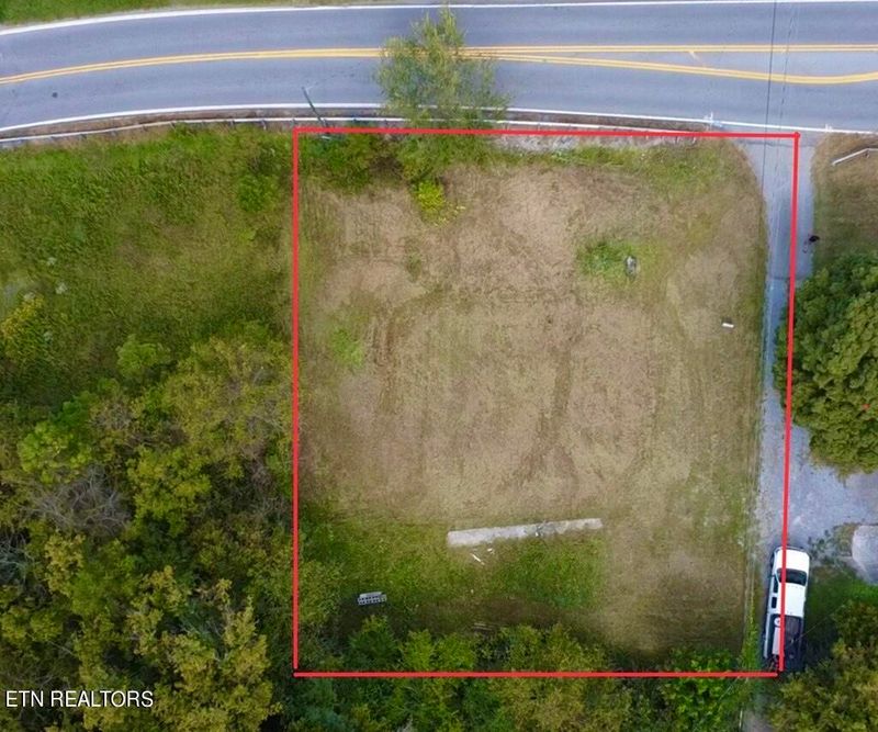 221 Allensville Rd, Sevierville, TN 37876