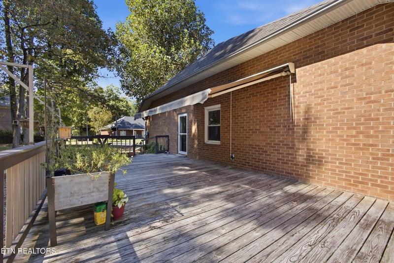 221 Brentwood Way, Kingston, TN 37763