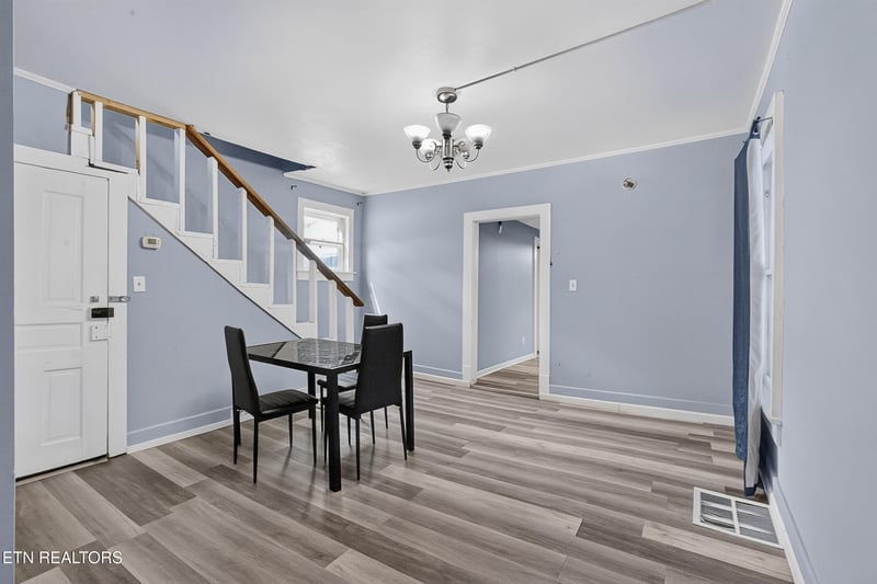 221 Cansler Ave, Knoxville, TN 37921
