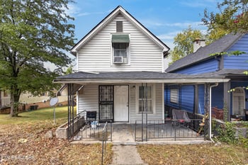221 Cansler Ave, Knoxville, TN 37921