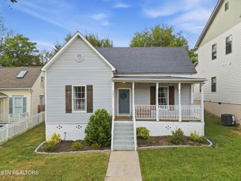 221 E Oldham Ave, Knoxville, TN 37917