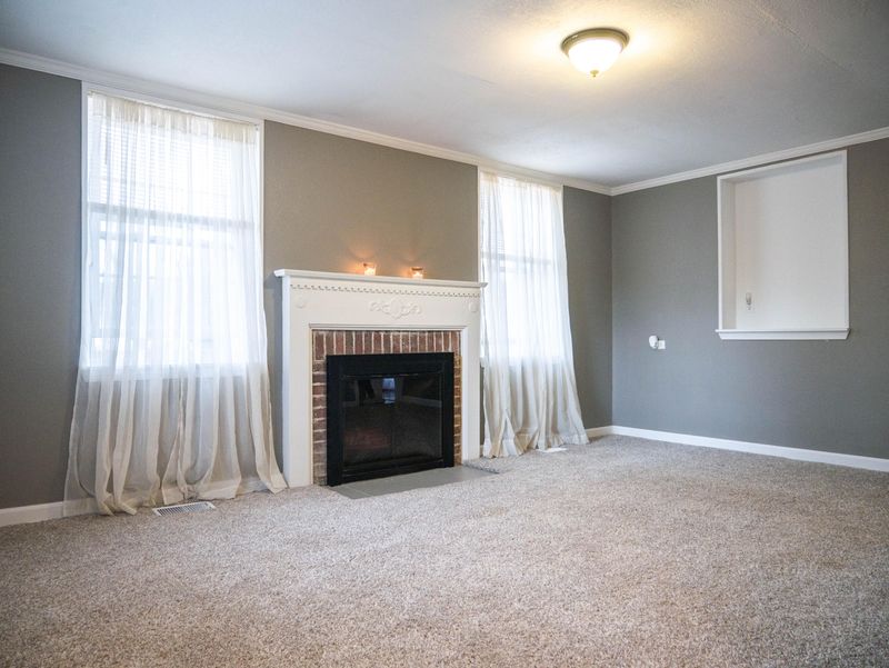 221 Oak St, Norris, TN 37828