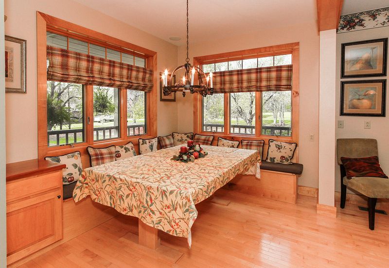 2210 Lakefront Dr, Knoxville, TN 37922