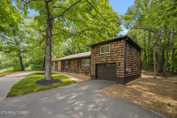 2212 Byington Solway Rd, Knoxville, TN 37931