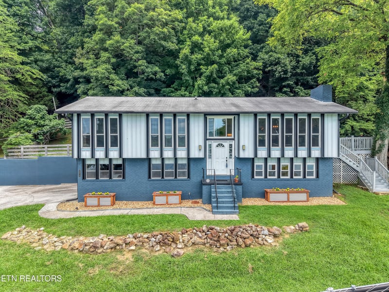 2212 Jones Bend Rd, Louisville, TN 37777