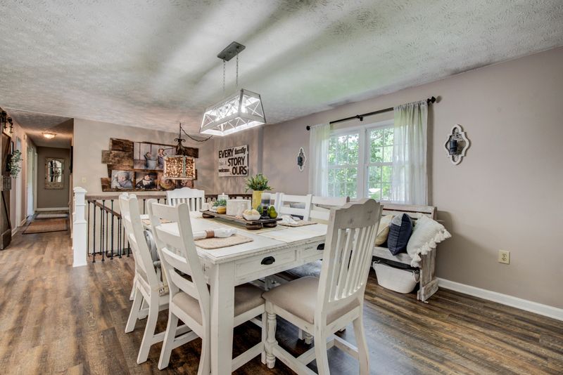 2212 Rhea Rd, Knoxville, TN 37920