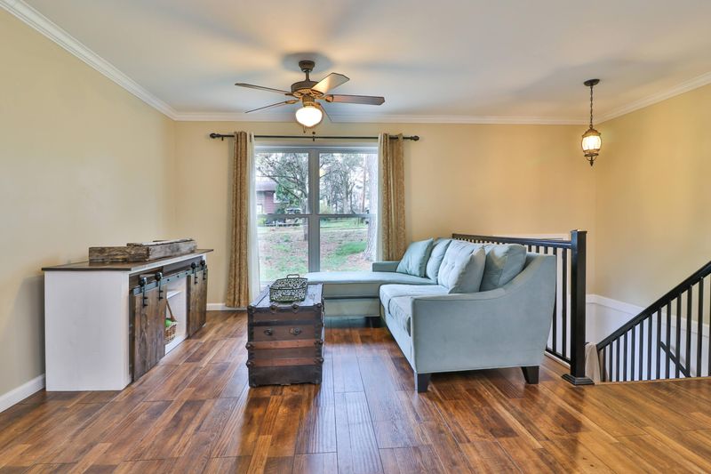 2212 Roundtree Rd, Knoxville, TN 37923
