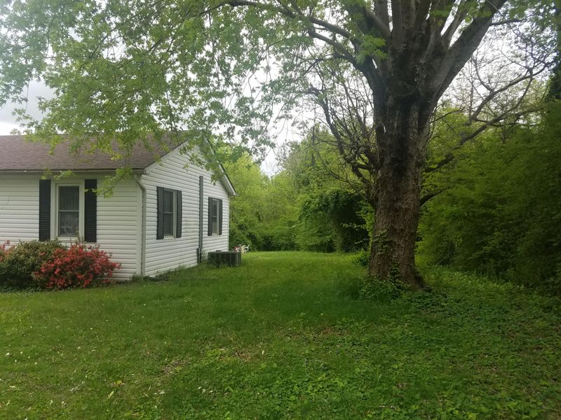 2213 Mentor Rd, Louisville, TN 37777