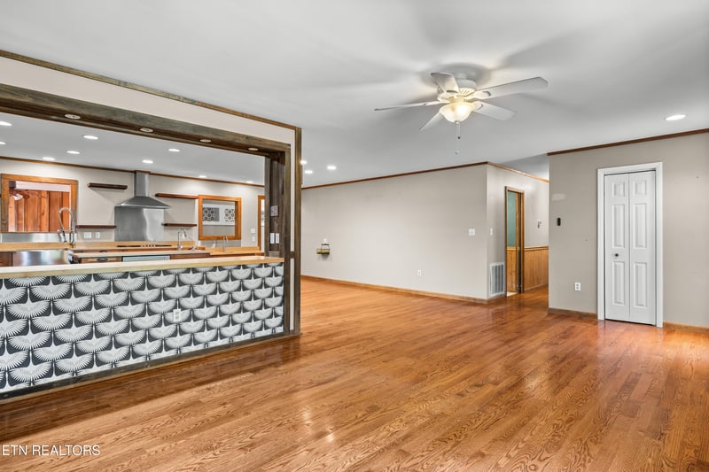2214 Eva Jean Dr, Maryville, TN 37804