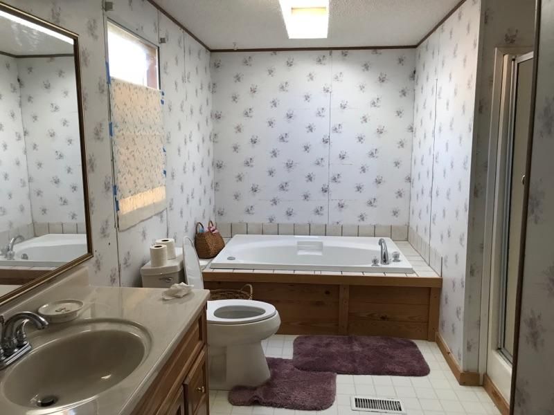 2214 Meadows Dr, Sevierville, TN 37876