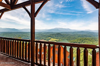 2214 Towering Hemlock Dr, Sevierville, TN 37876
