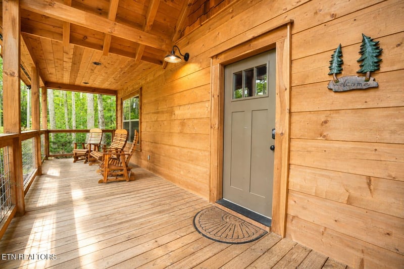 2215 Cub Cir, Sevierville, TN 37862