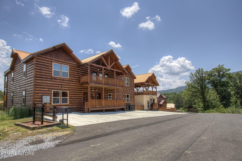 2215 Jericho Way, Sevierville, TN 37876