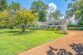 2216 Cherokee Blvd, Knoxville, TN 37919