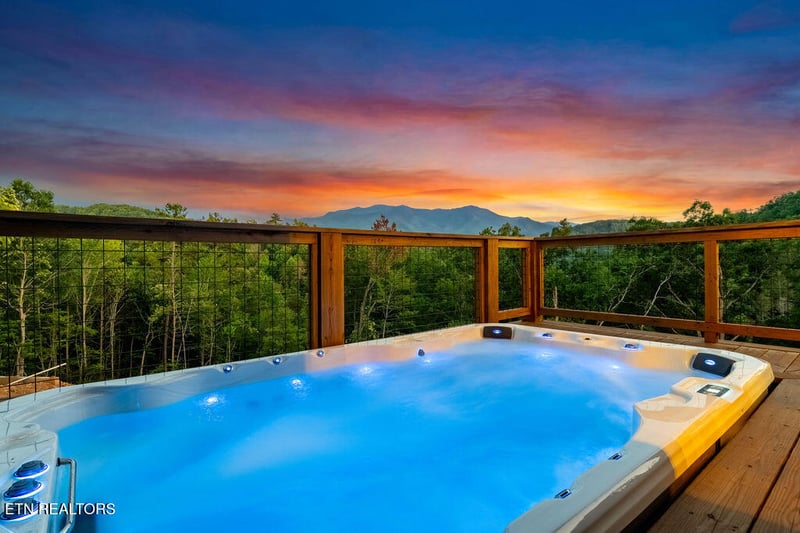 2217 Legend Dr, Sevierville, TN 37876
