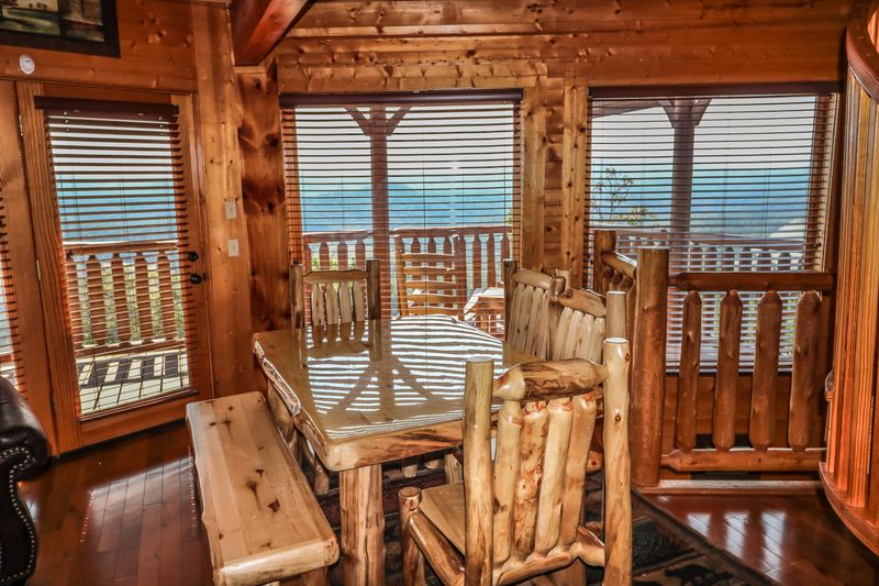 2218 Towering Hemlock Dr, Sevierville, TN 37876