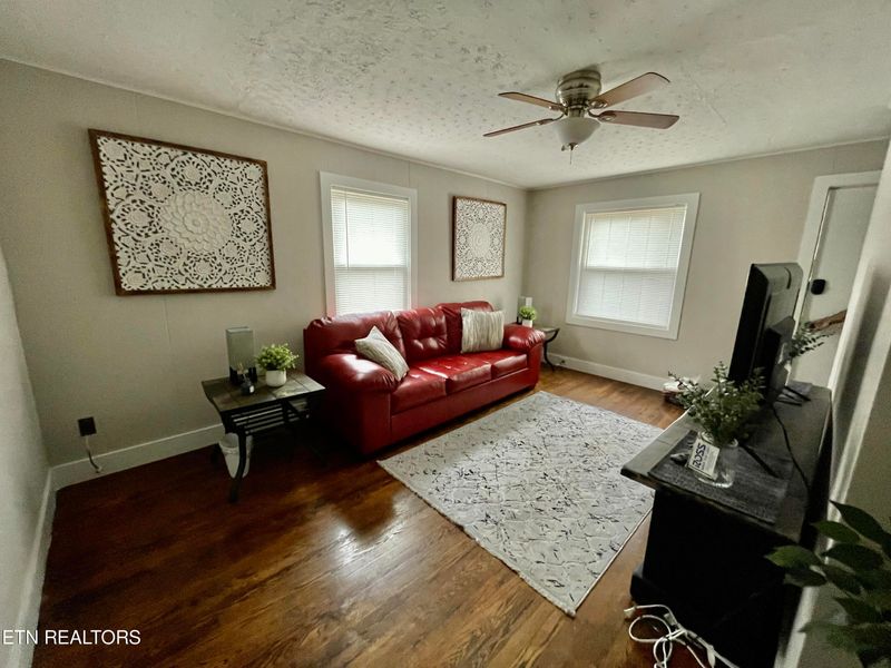2219 Atchley St, Knoxville, TN 37920