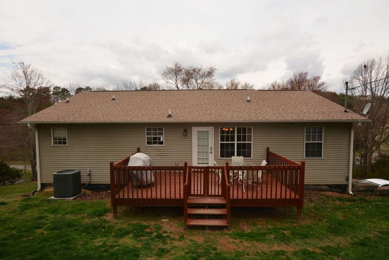 2219 Battle Hill Rd, Pigeon Forge, TN 37863