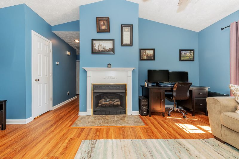 2219 Cripple Oak Ln, Powell, TN 37849