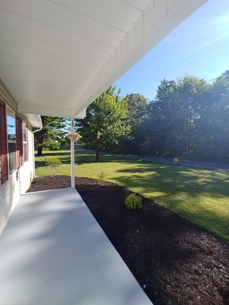 222 Brewstertown Rd, Sunbright, TN 37872