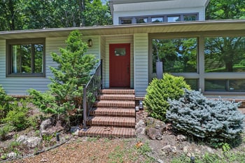 222 Foxfire Ln, Kingston, TN 37763
