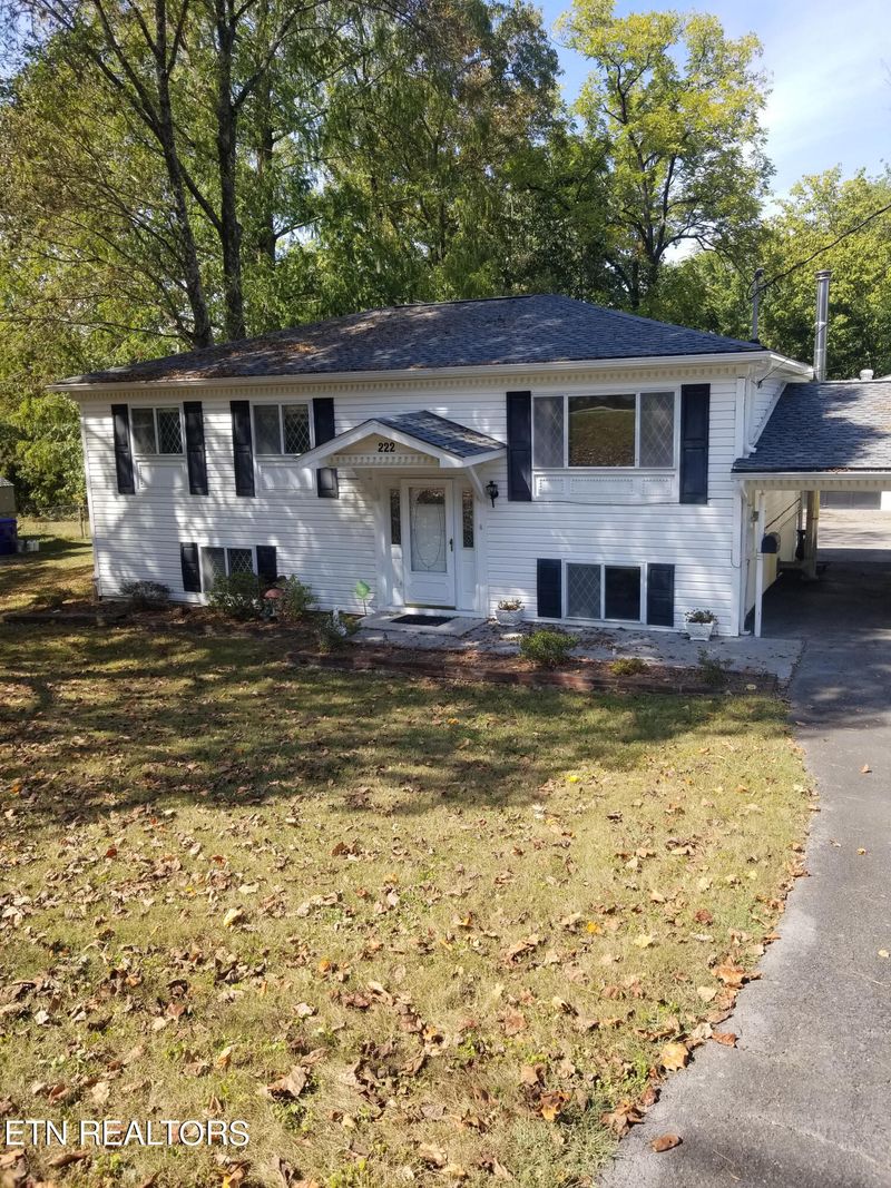 222 Manhattan Ave, Oak Ridge, TN 37830