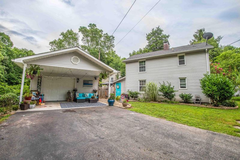 222 Oak Rd, Norris, TN 37828