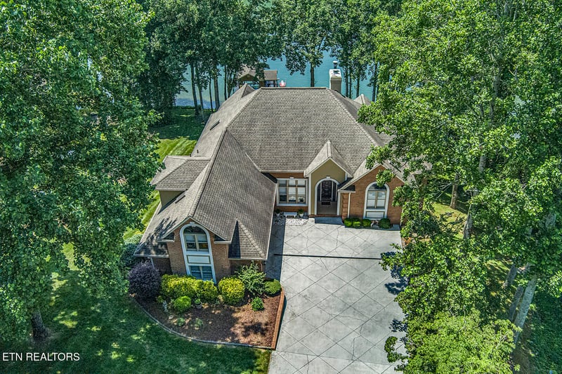 222 Tecumseh Way, Loudon, TN 37774