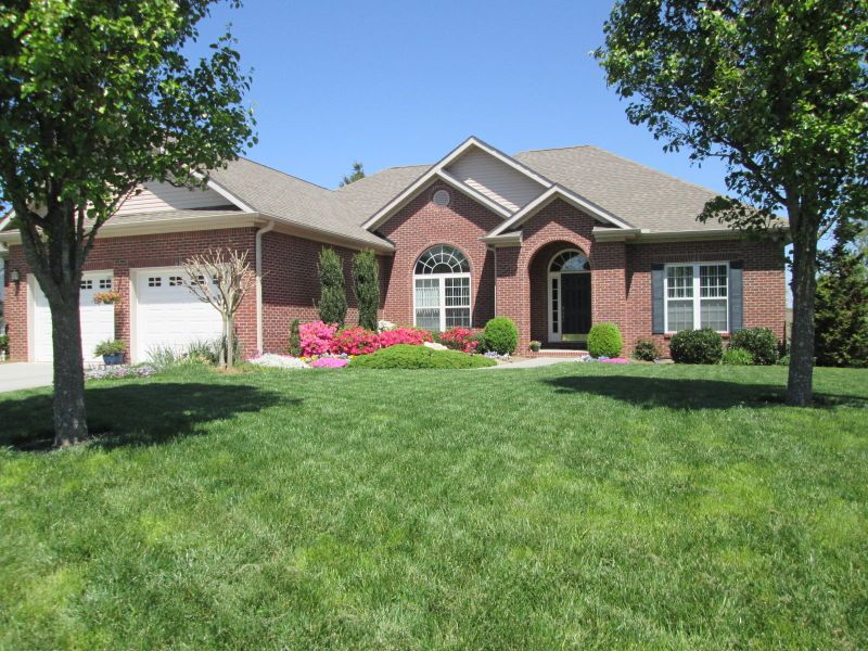 222 Tommotley Dr, Loudon, TN 37774