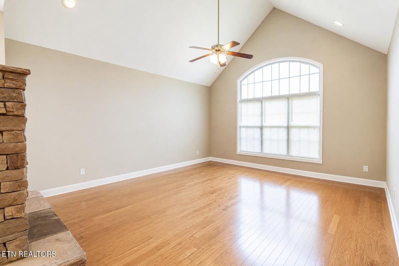 2220 Mccampbell Wells Way, Knoxville, TN 37924
